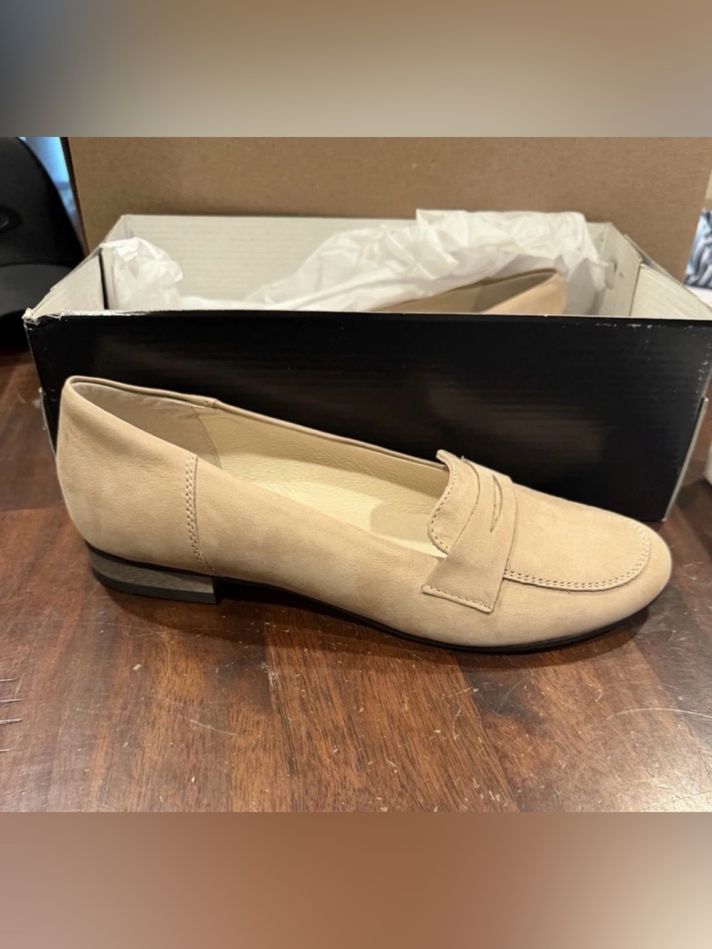 Zapato Women’s Latte Nubuck Leather Penny Loafer Shoe Size 6 M US
